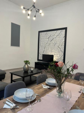E 37 Downtown Apartments whit Garage opcional Budapest